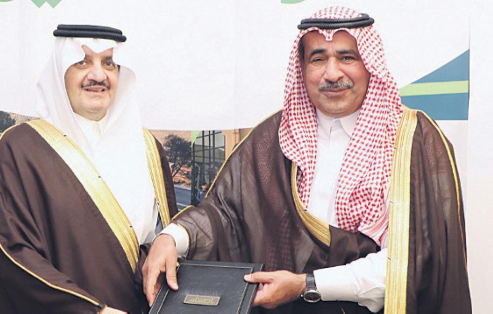 أمير الشرقية يوقع على الوجبة «6 ملايين» بـ «إطعام»