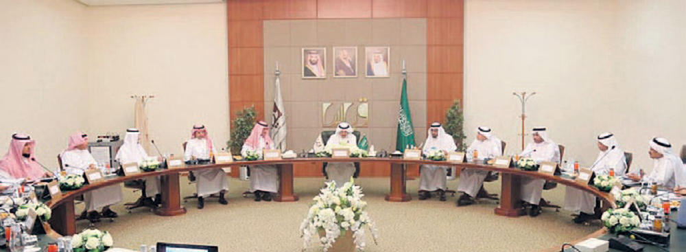 «تقويم التعليم» يعتمد الإطار الوطني للمناهج