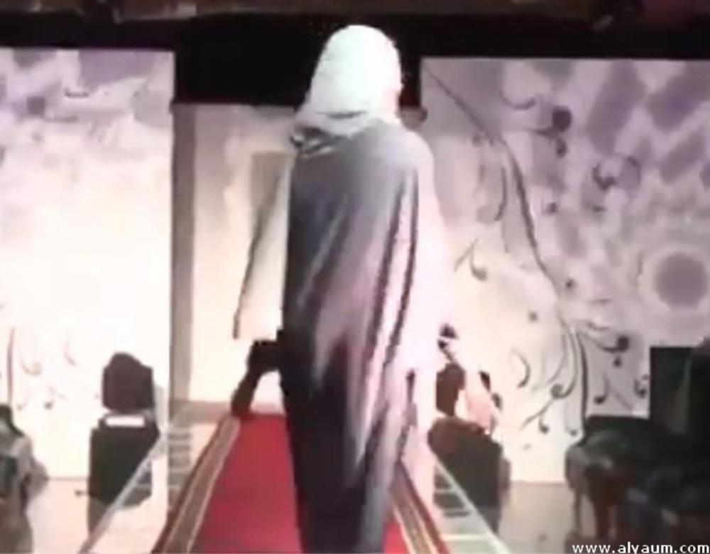 «عمل المدينة المنورة»: مزاد «الفساتين» نظامي 