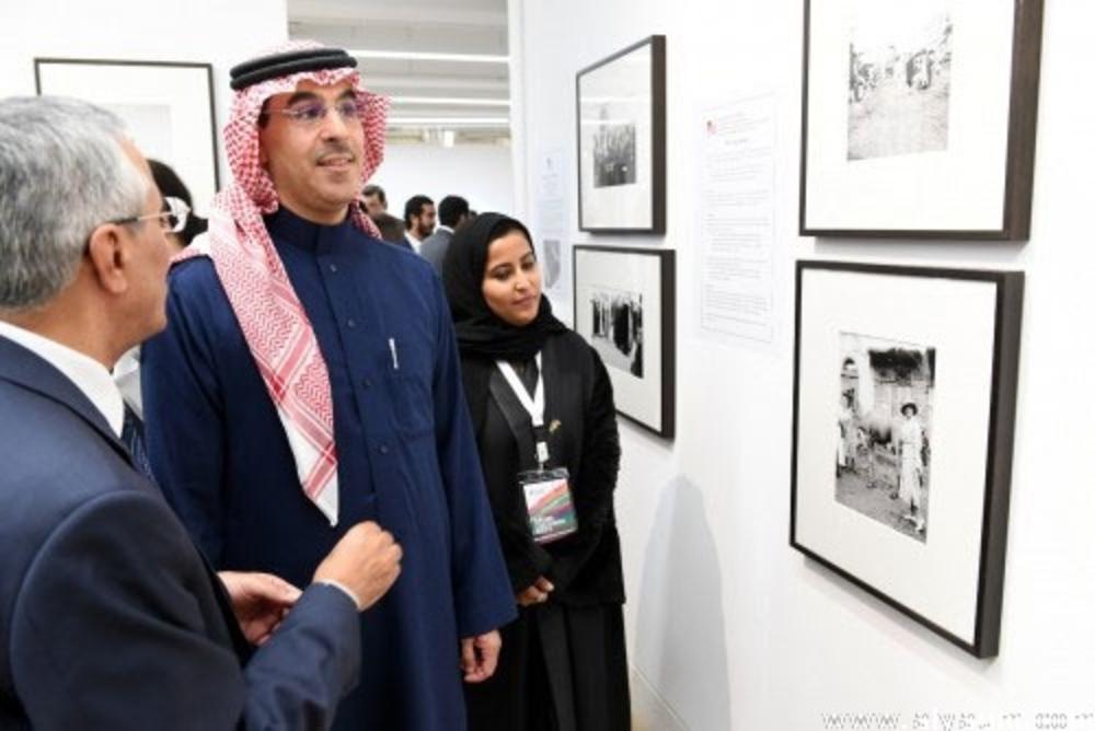 وزير الإعلام يفتتح «الأيام الثقافية» في لندن