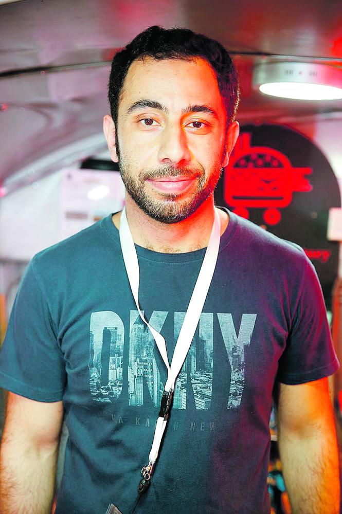 4 إخوة ينجحون بتأسيس مطعم متنقل