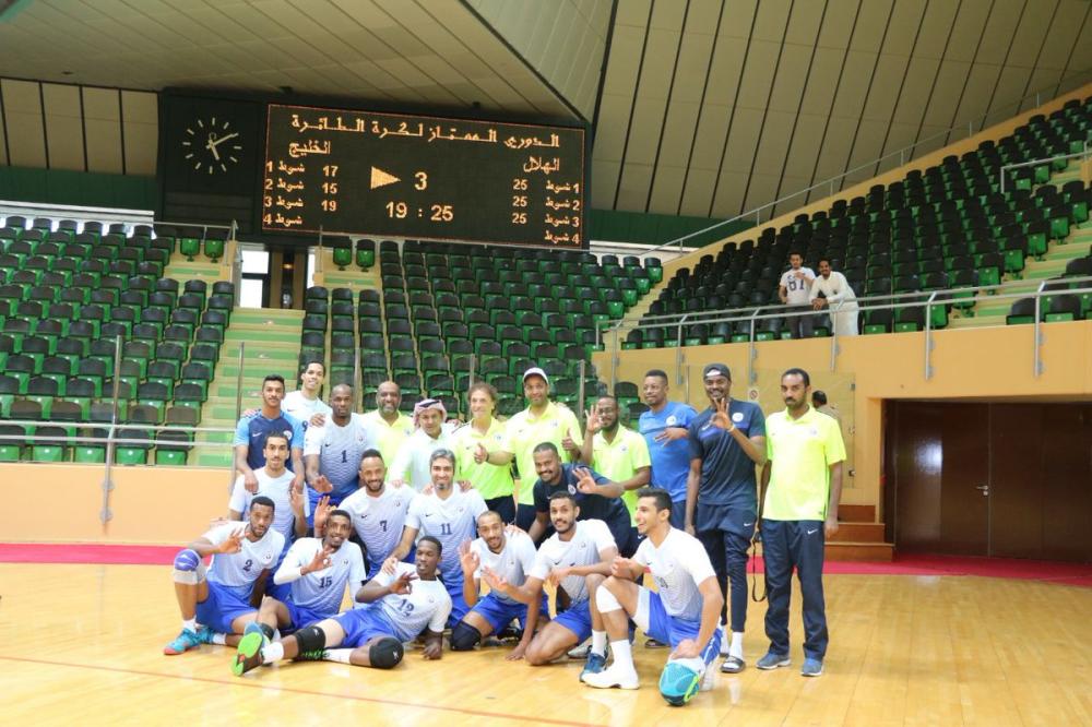 «الهلال» يحقق بطولة الدوري الممتاز للكرة الطائرة