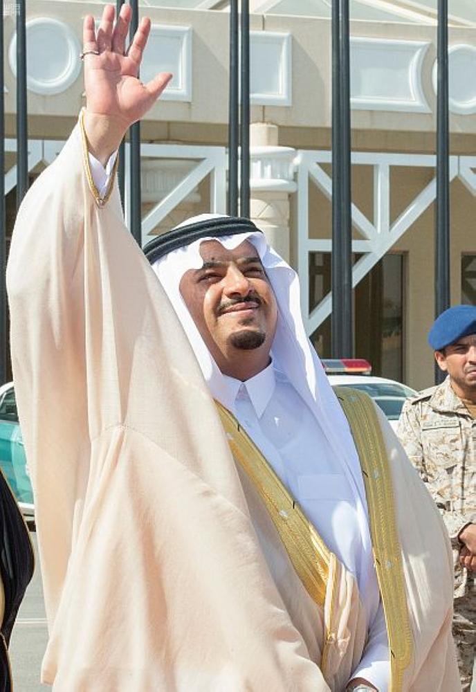 ملك إسبانيا السابق يغادر الرياض