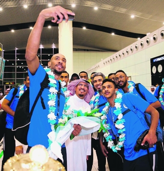 الهلال ينتظر التتويج أمام الأهلي في الجولة الأخيرة
