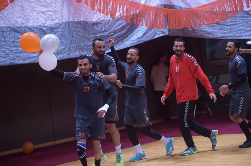 مضر يتوج بطلاًً لممتاز اليد