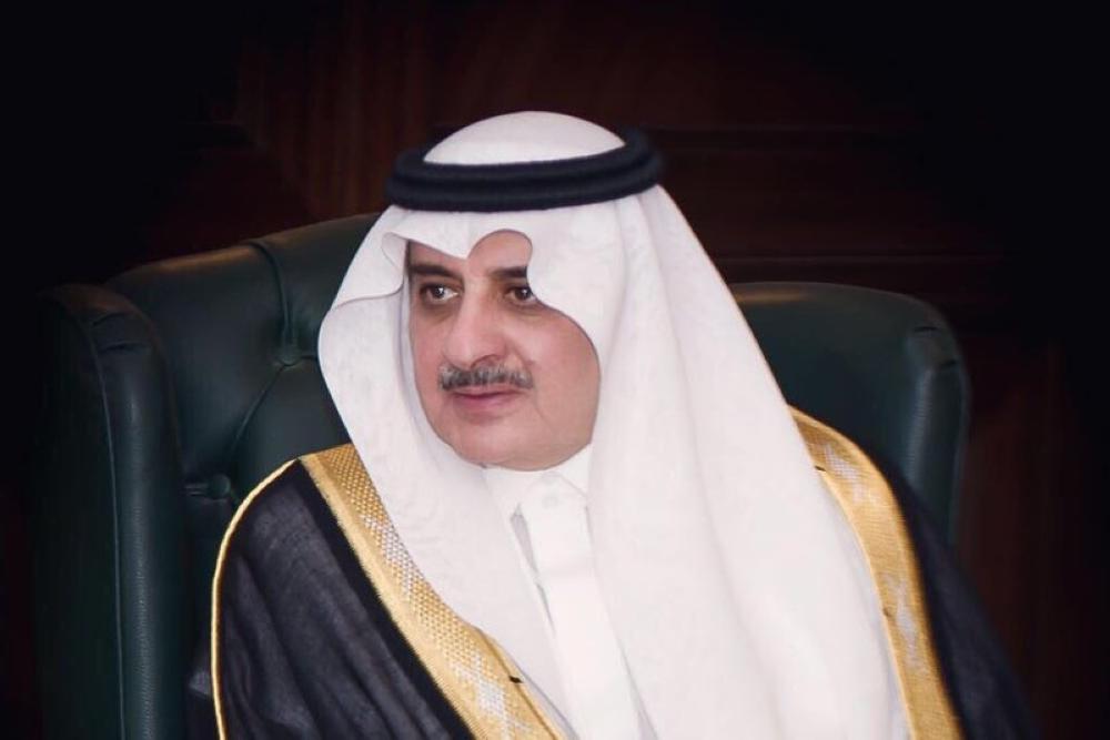 أمير تبوك يواسي ' بن هرماس' في وفاة والدته