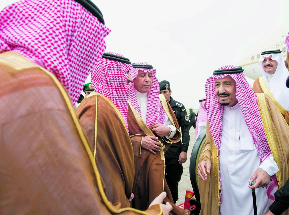 الملك يصل إلى المنطقة الشرقية قادمًا من الرياض