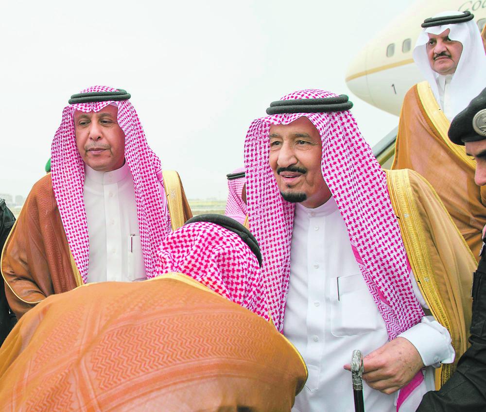 الملك يصل إلى المنطقة الشرقية قادمًا من الرياض