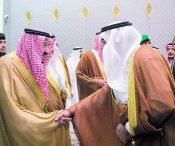 الملك يصل إلى المنطقة الشرقية قادمًا من الرياض