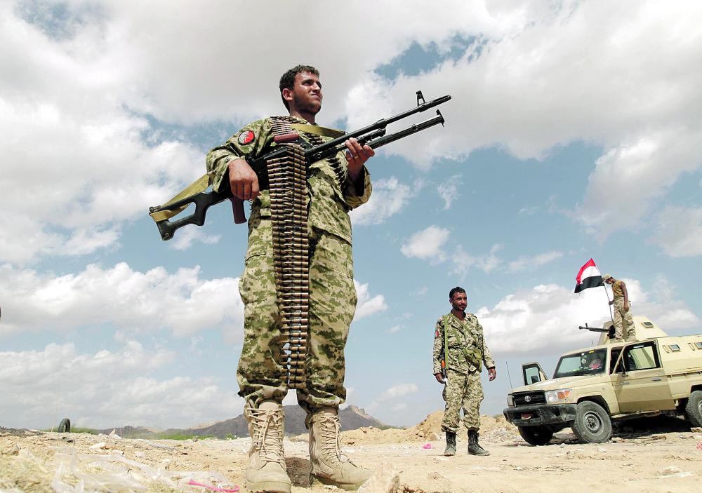 الجيش اليمني: استعدادات عسكرية لتطويق صنعاء