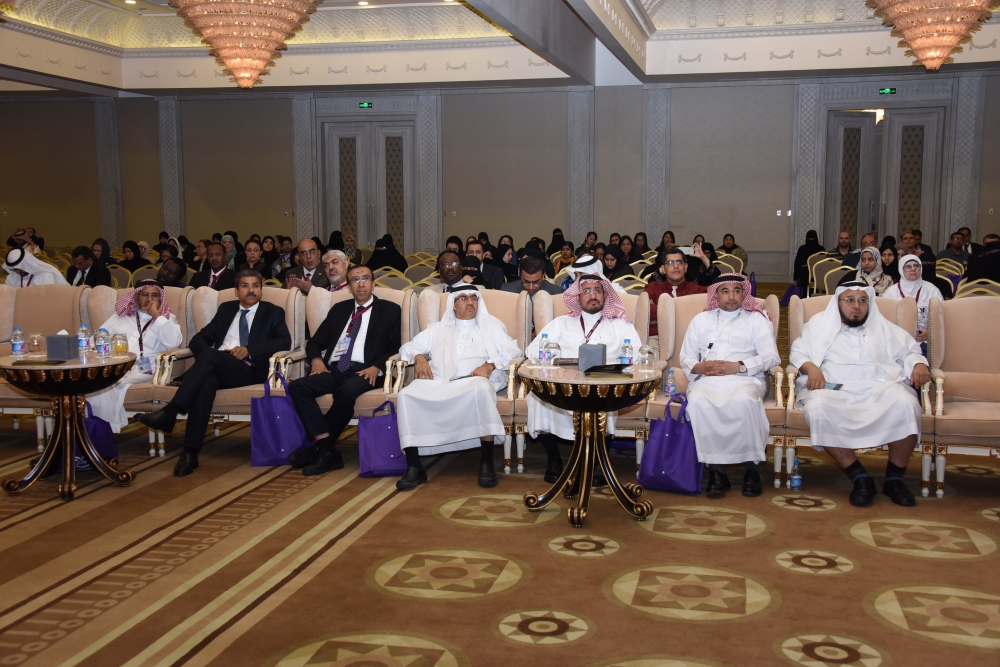358 ممرضا وممرضة يتدربون على رعاية «الخدج»