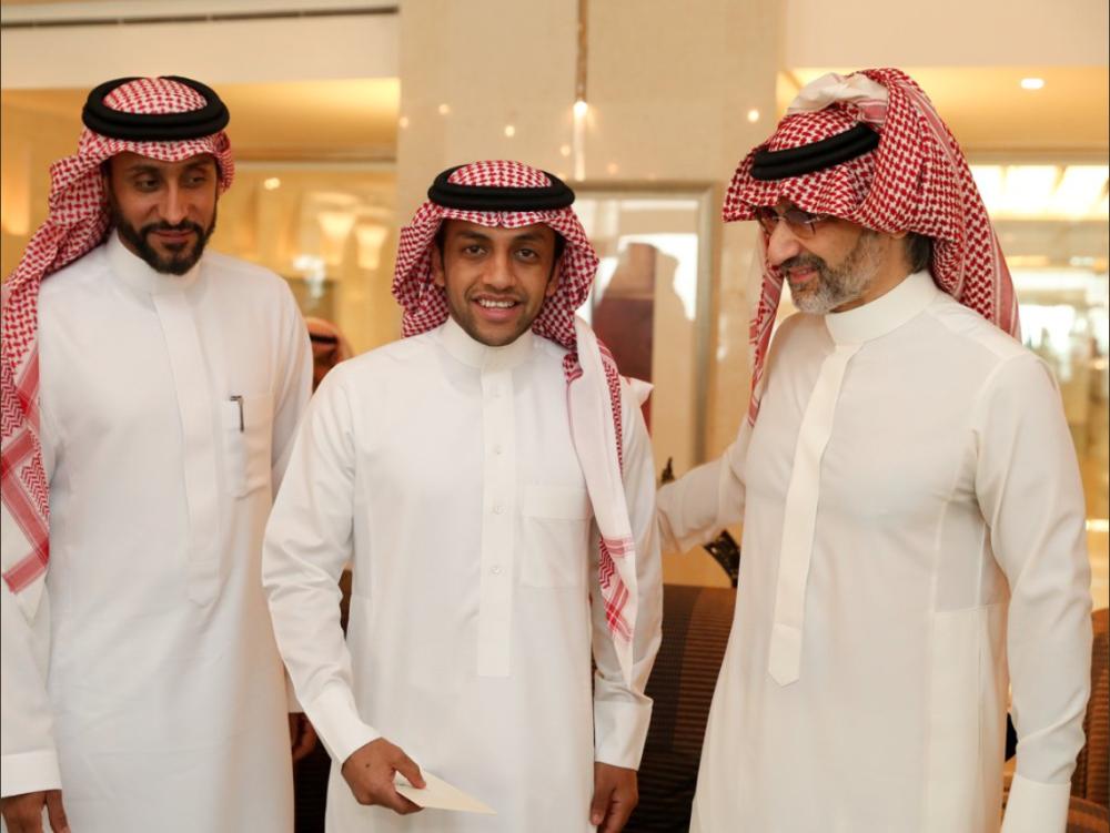 الوليد بن طلال يكافئ الهلال بـ4 ملايين بعد تحقيق لقب الدوري