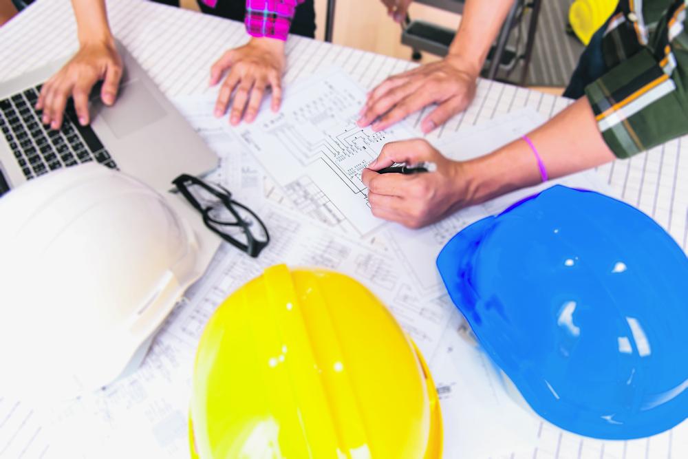 بدء تنظيم المهن الهندسية وتحديد معايير مزاولتها