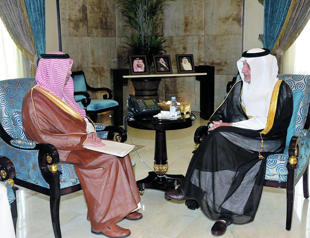 أمير مكة يطلع على أنشطة ومبادرات «موهبة»