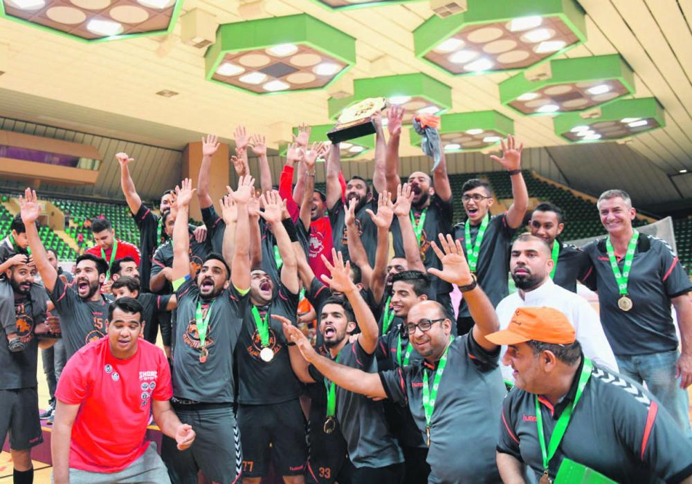أفراح مضر بدرع دوري اليد
