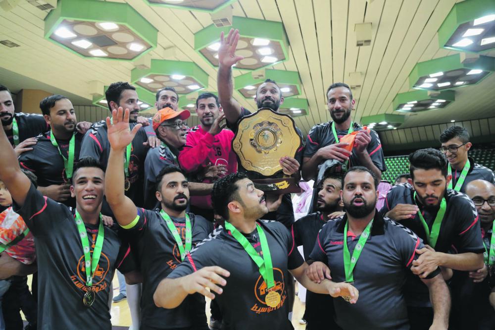 أفراح مضر بدرع دوري اليد