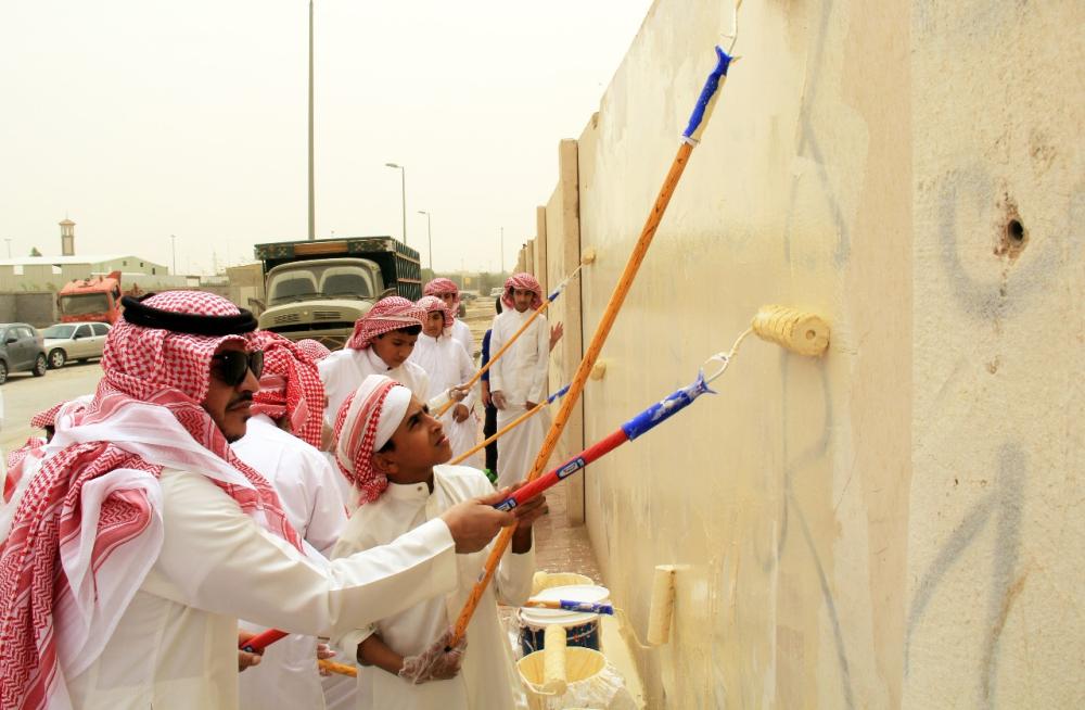 النعيرية تعالج التشوهات البصرية بـ 