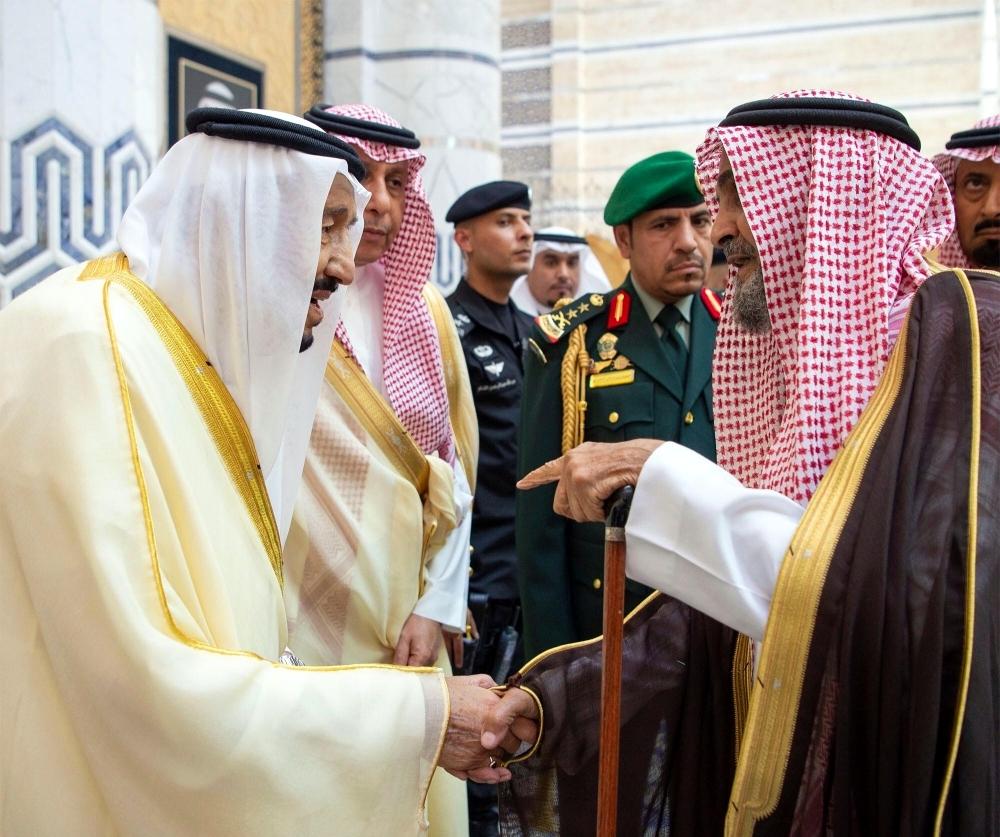 خادم الحرمين الشريفين يصل جدة