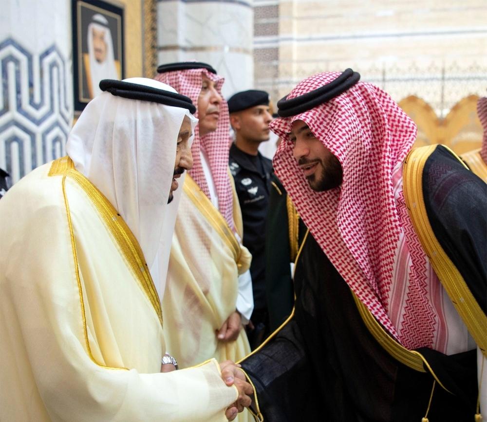 خادم الحرمين الشريفين يصل جدة