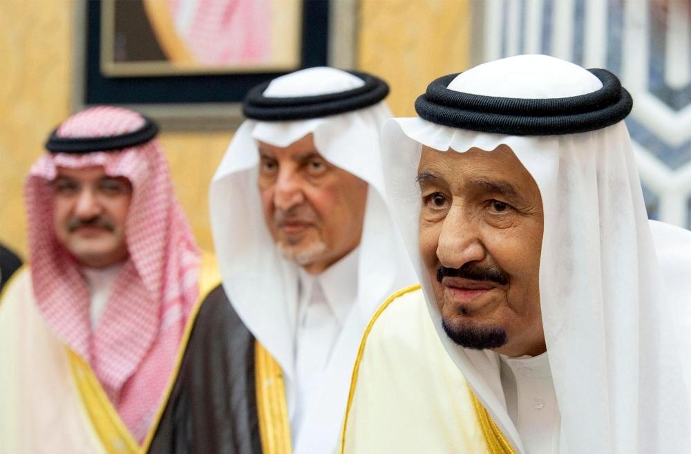 خادم الحرمين الشريفين يصل جدة