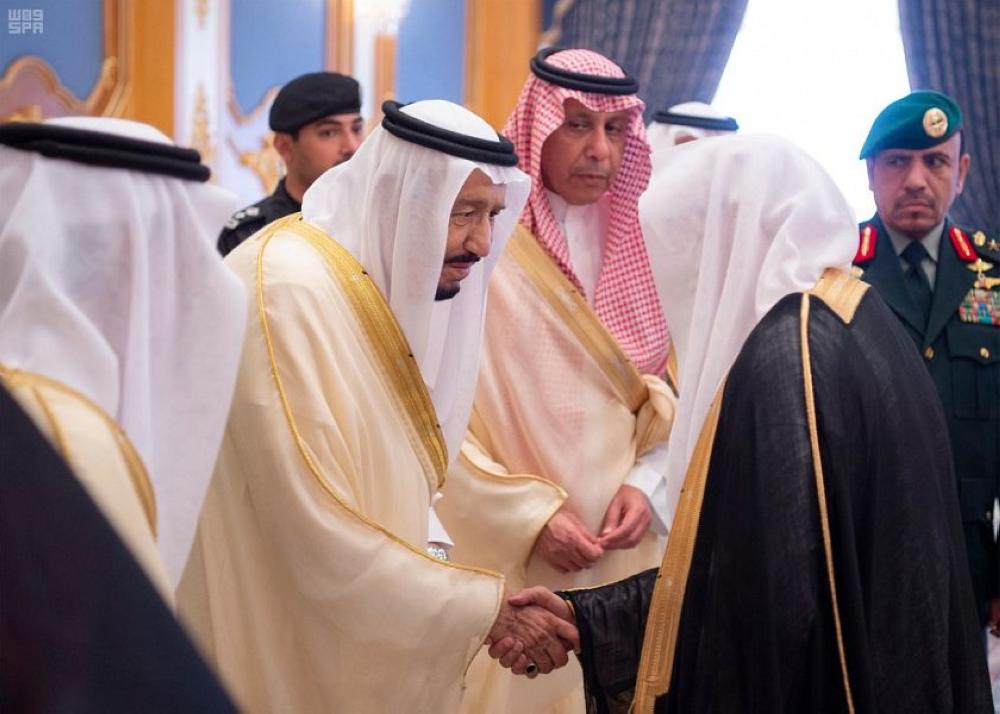 خادم الحرمين الشريفين يصل جدة