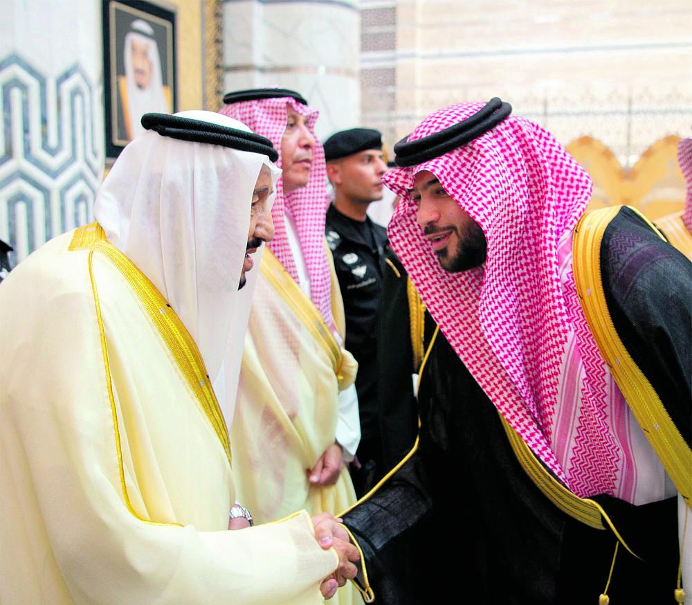 خادم الحرمين الشريفين يصل إلى جدة قادمًا من الرياض