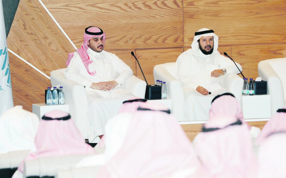ضبط عمليات الشراء الحكومية الكترونيا عبر ثلاث مراحل