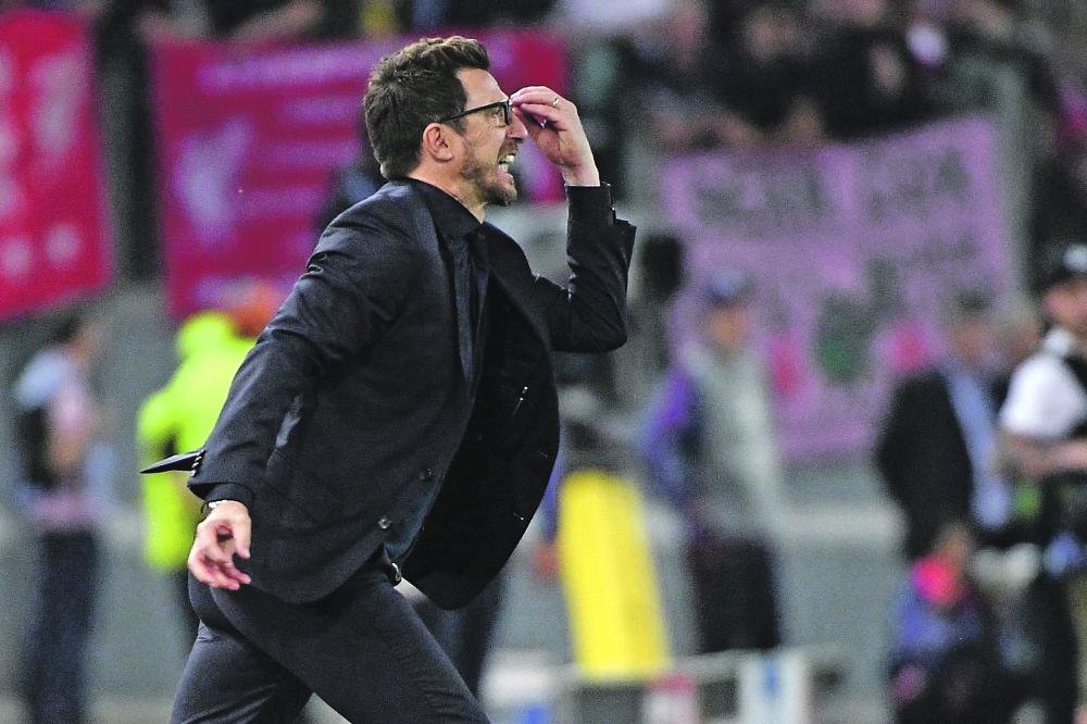 مدرب روما يشيد بفريقه رغم توديع دوري الأبطال