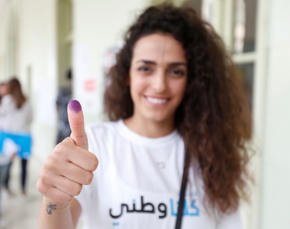 اللبنانيون يصوتون في أول انتخابات برلمانية منذ 9 سنوات