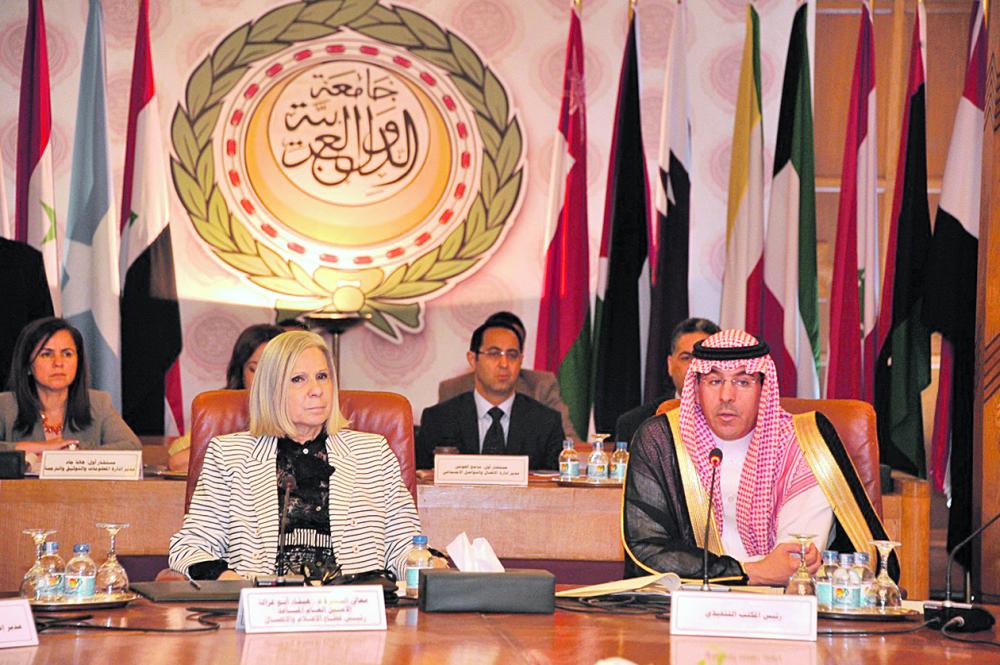 وزير الثقافة والإعلام يدعو لخطة إعلامية عربية لمواجهة الإرهاب والتطرف
