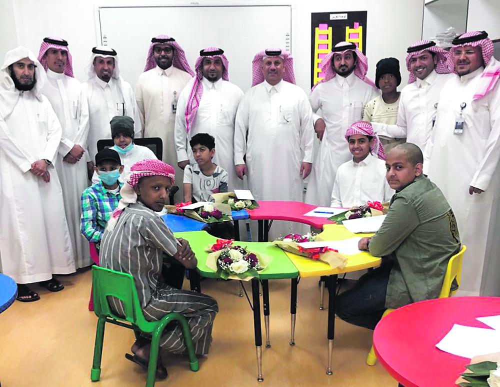 دورة الدبل تزور مركز «إرادة» وتكرم الطلاب