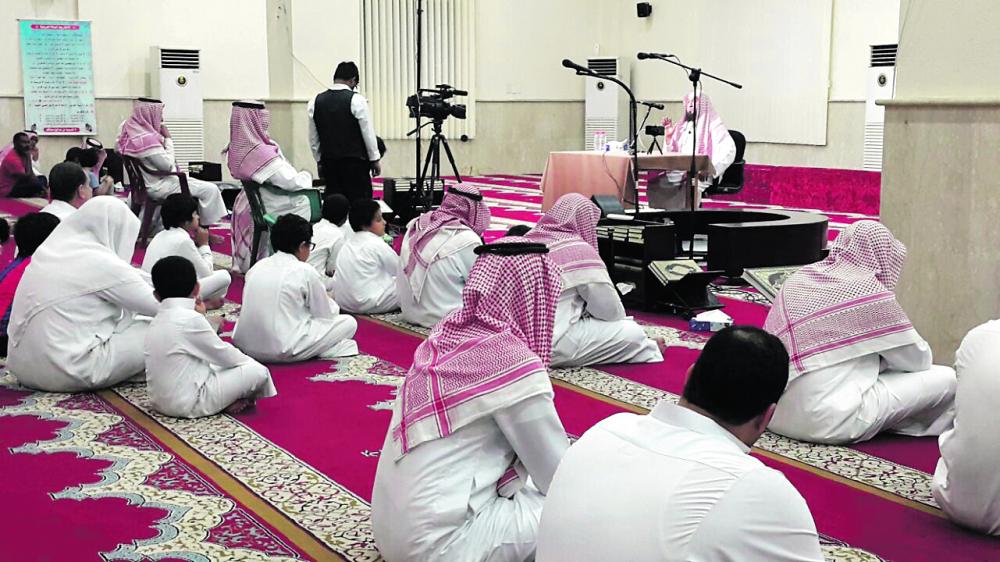 «تعاوني» القطيف ينظم محاضرات دينية