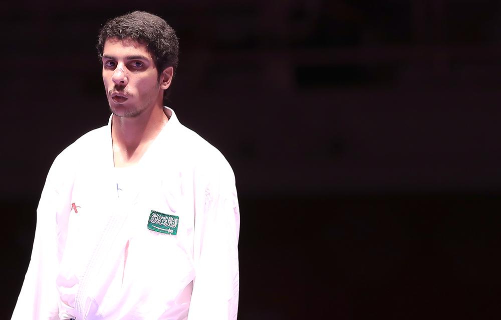 العازمي ينتزع ذهبية اسيا للكاراتيه في اليابان
