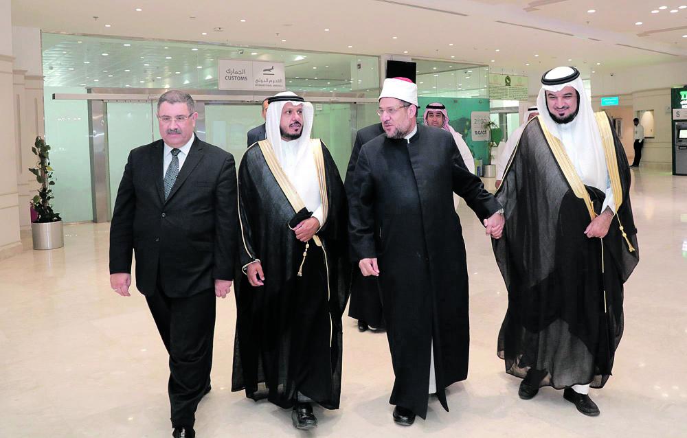 مكة.. مؤتمر «وزراء الأوقاف» يناقش تعزيز الاعتدال