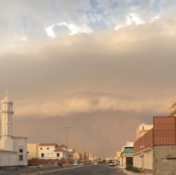 العاصفة الرملية ترفع حالة التاهب في مستشفيات جدة 
