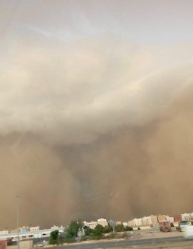 العاصفة الرملية ترفع حالة التاهب في مستشفيات جدة 