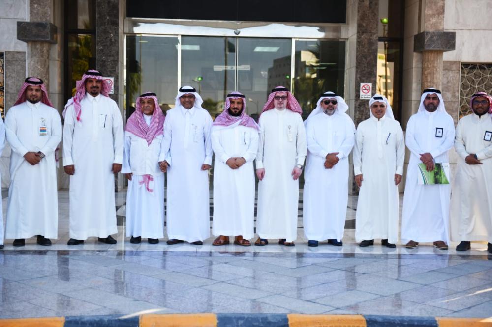 «أصدقاء المرضى» تتبرع لمجمع الأمل بالدمام