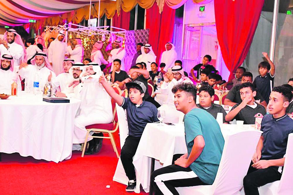 إفطار جماعي لـ 50 يتيمًا من أبناء جمعية البر