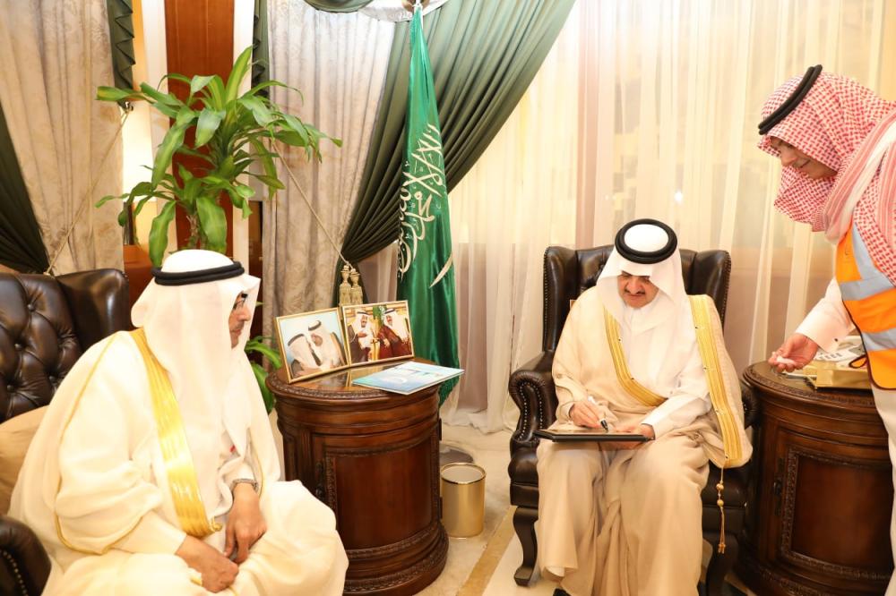 أمير الشرقية: العمل التطوعي سمة من سمات مجتمعنا
