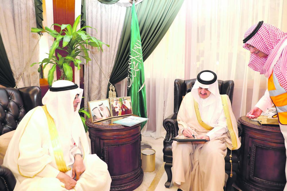 أمير الشرقية: العمل التطوعي سمة من سمات مجتمعنا