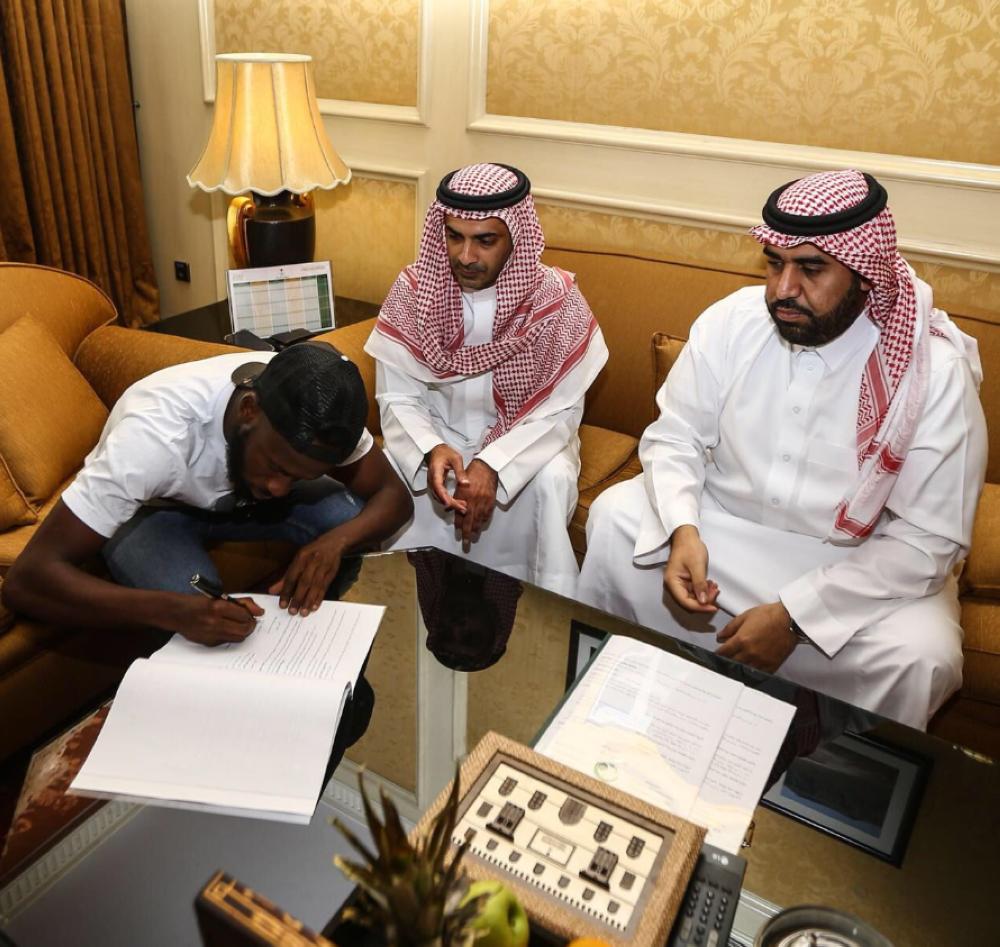 اتفاقية تجدد عقد المولد لاربع مواسم في الاتحاد