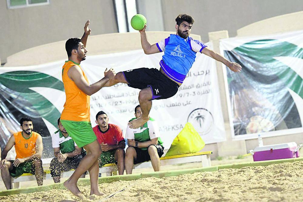 مضر يتوج بلقب شاطئية اليد الأولى