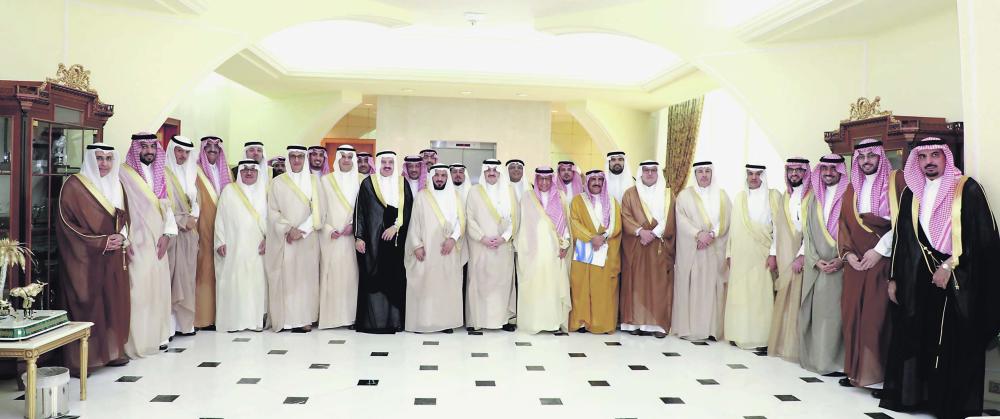 أمير الشرقية: يؤكد على دور رجال الأعمال في المساهمة المجتمعية