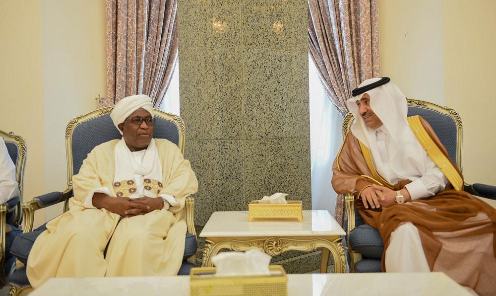 نائب رئيس السودان يصل المدينة المنورة