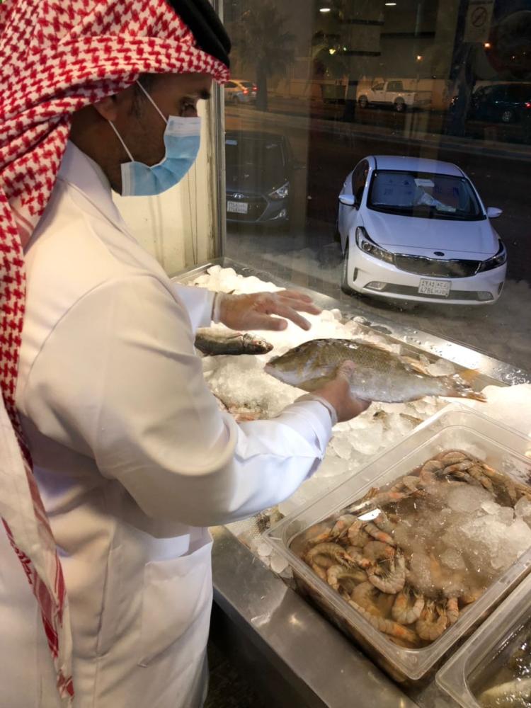 إغلاق 23 وإنذار 471 في حاضرة الدمام