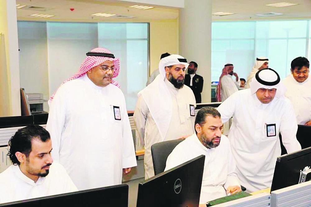 15مختصًا يتابعون إعصار «مكونو» على مدار الساعة