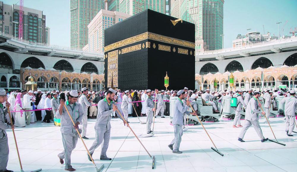 رفع 160 طنًا من النفايات بالحرم المكي يوميًا