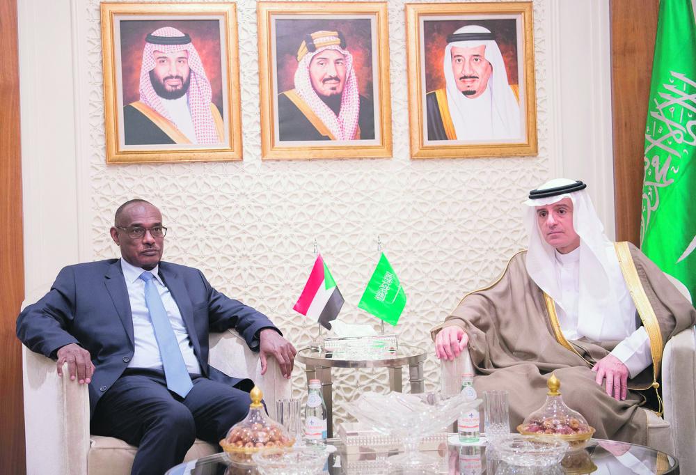 وزير الخارجية يستقبل نظيره السوداني