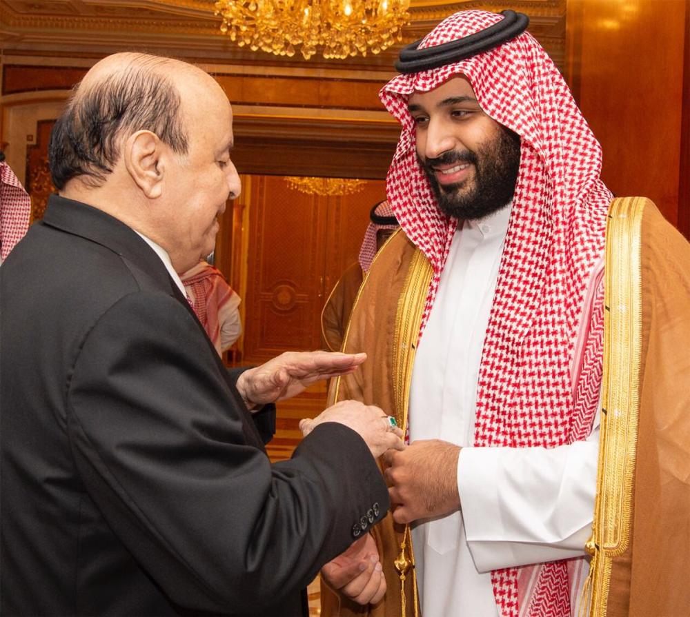 ولي العهد يلتقي الرئيس اليمني
