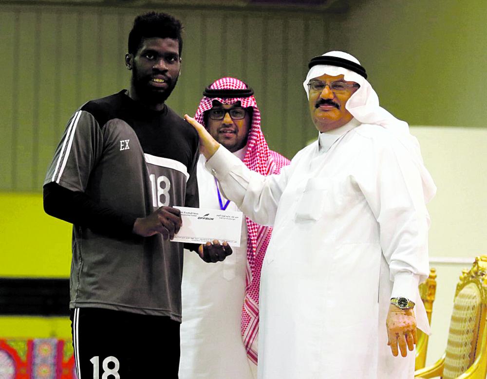 «العنابي» و«ار ايه ار» في نهائي سعود جاسم